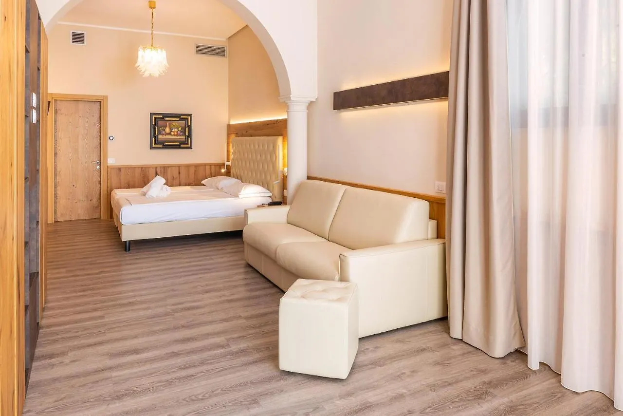 Hotel Du Parc Garda  Italy