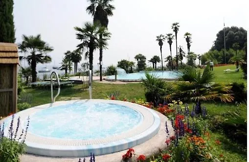 ****  Hotel Du Parc Garda  Italy